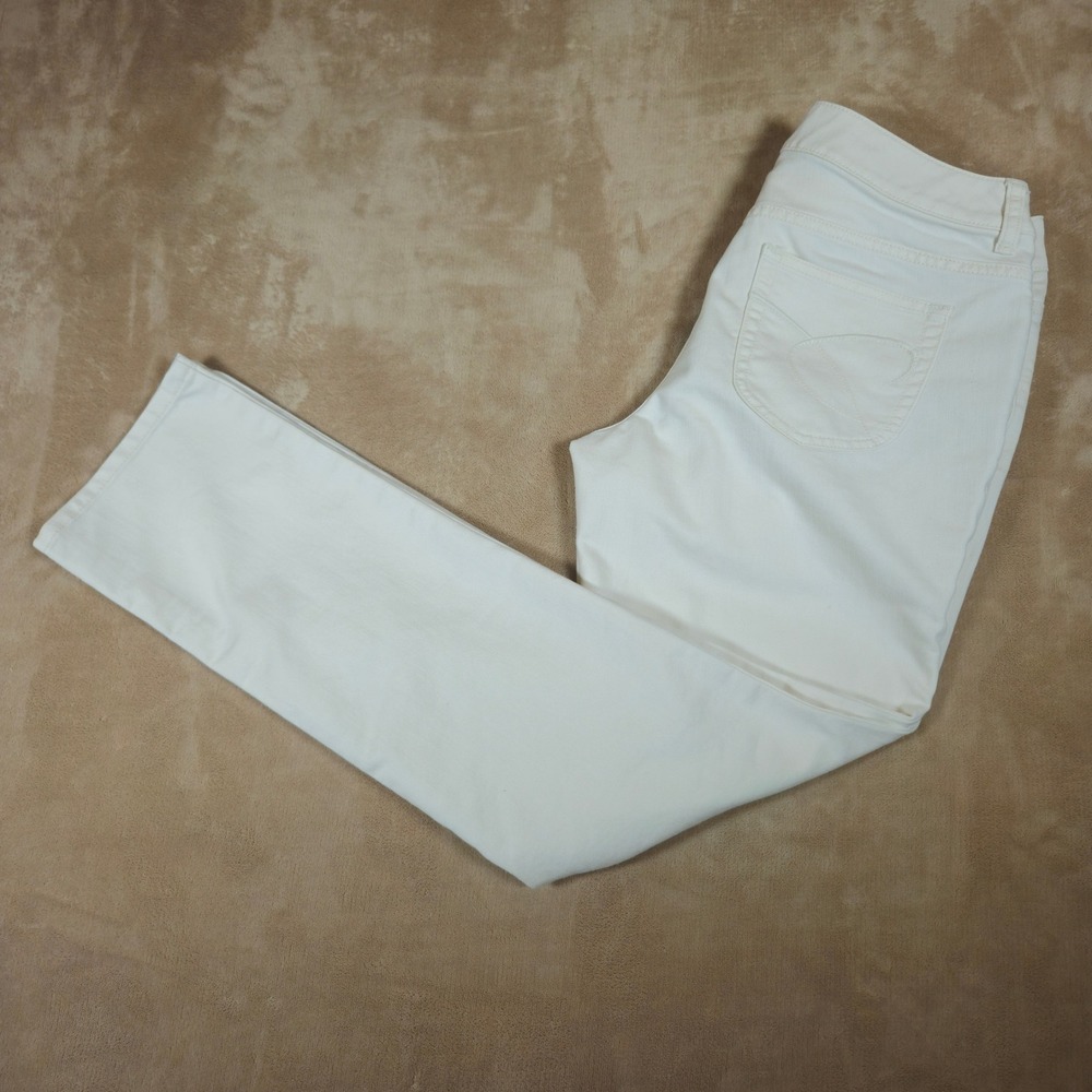 Chicos Platinum Denim Womens 0.5 Regular White Straight Leg Jeans 1G106494